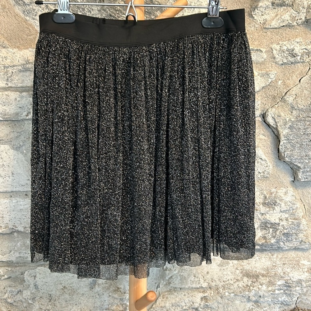 Shimmer pull on skirt